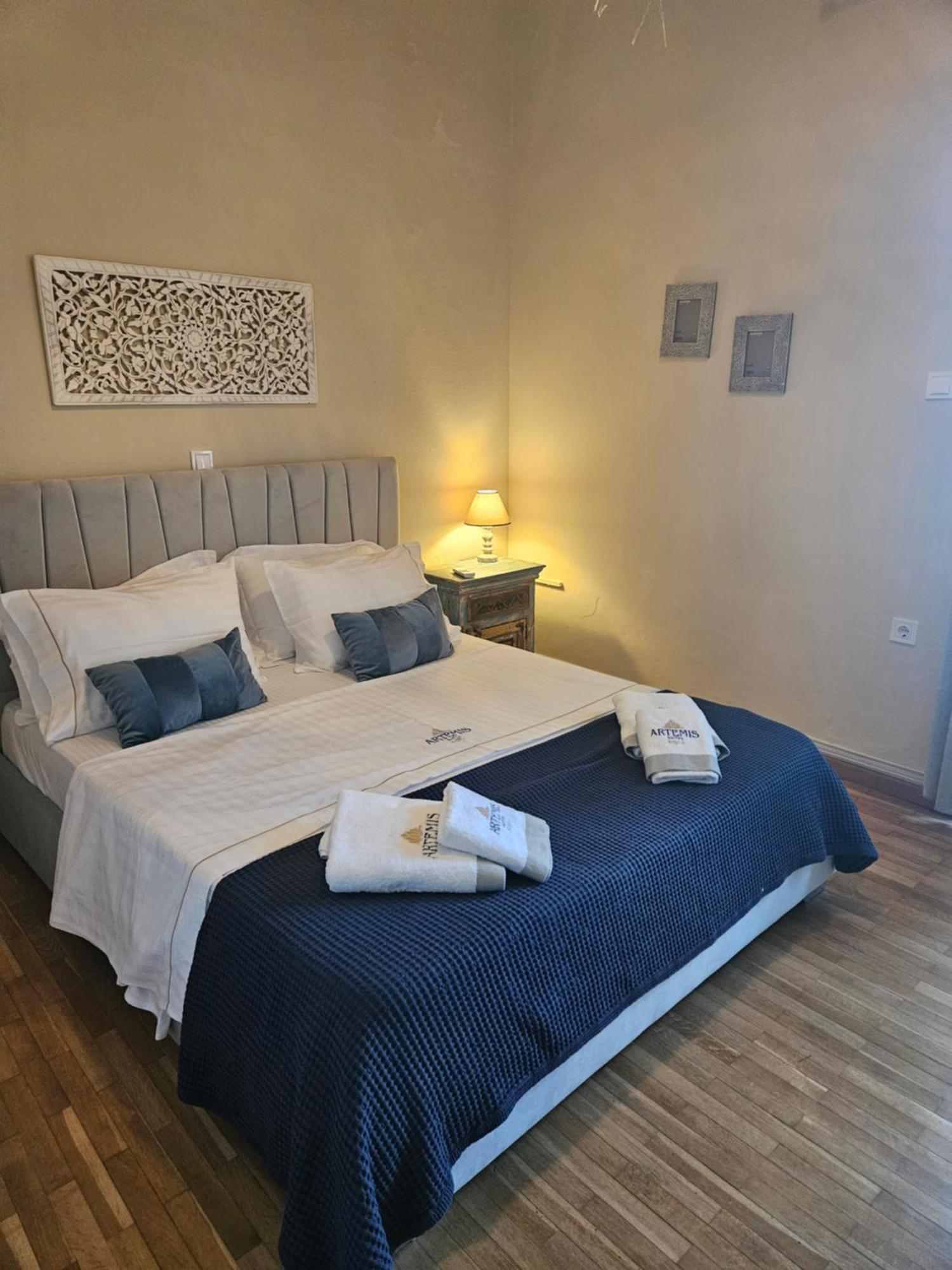 Artemis Suite Agia Marina  Exterior foto